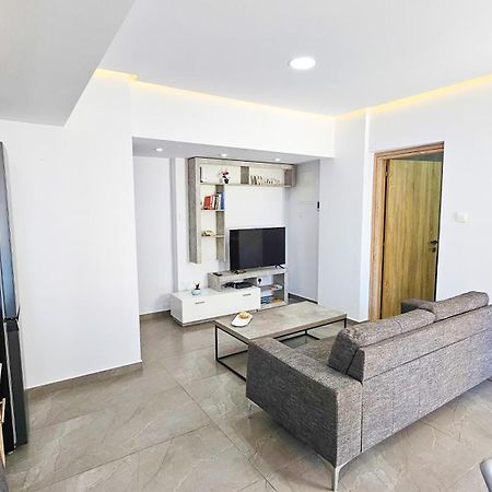 Eviathe Apartments Larnaca Exterior photo