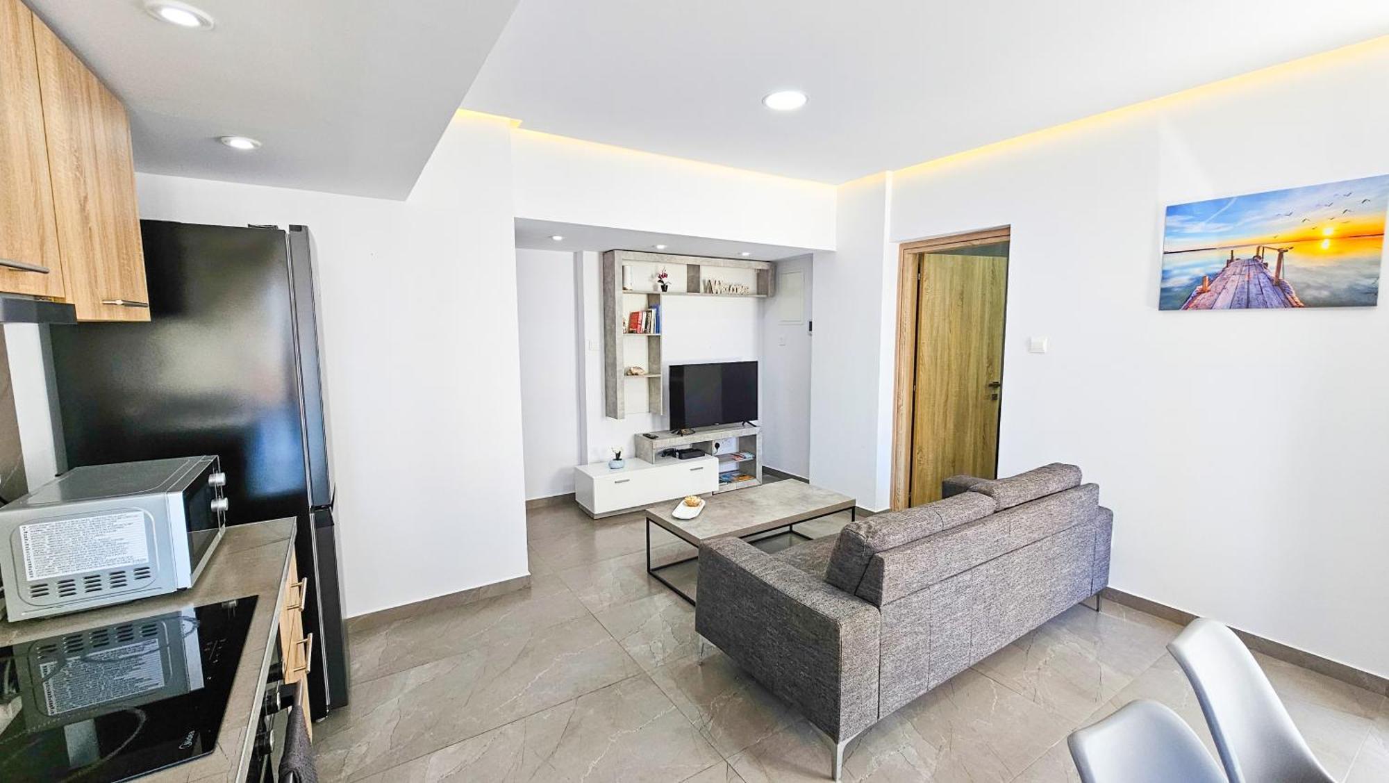 Eviathe Apartments Larnaca Exterior photo